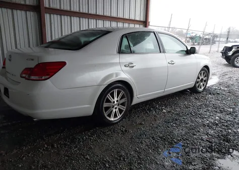 2006 Toyota Avalon Limited z USA, uszkodzony, nr VIN 4T1BK36B96U122964